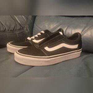 Vans Old Skool Women’s Size 6 Black White Low Top Classic Skate Shoes Suede...